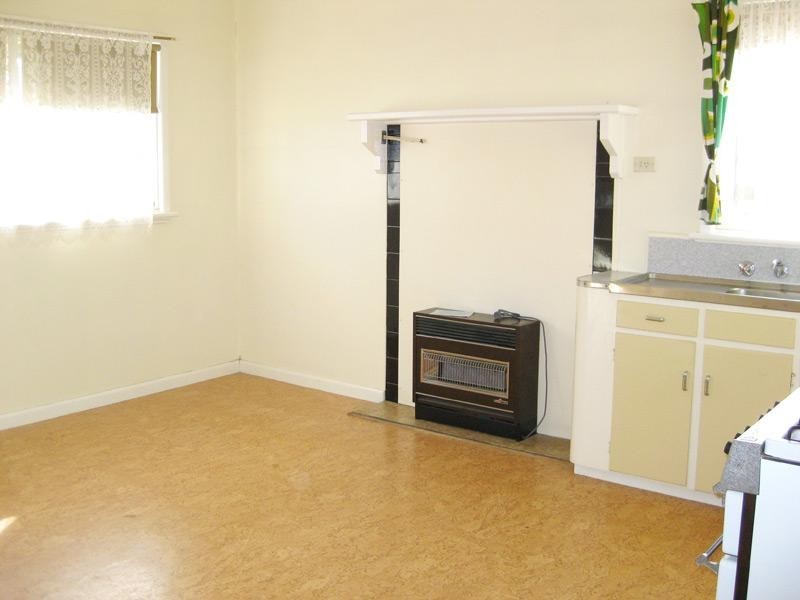 12 Kneebone Street, Eaglehawk VIC 3556