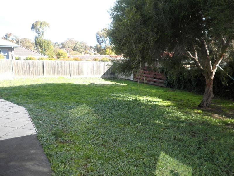 5 Figtree Lane, Strathdale VIC 3550