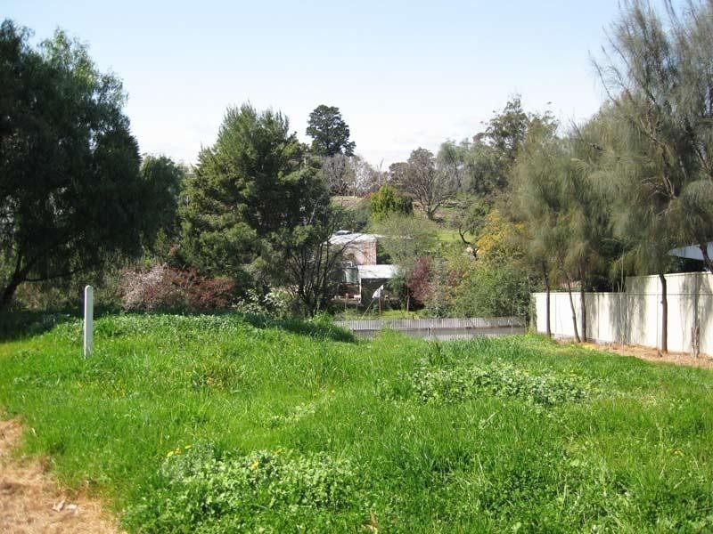 11 Ruth Street, Golden Square VIC 3555