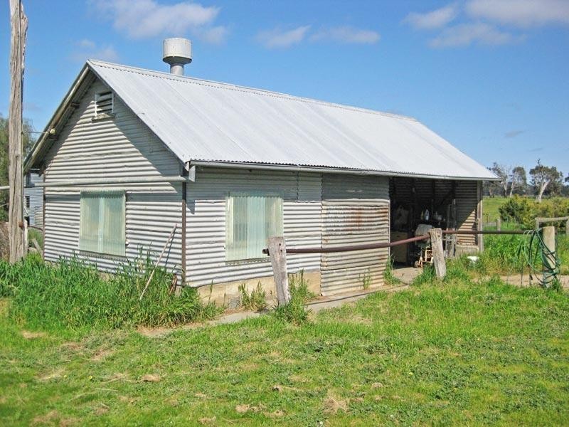 180 Whatleys Road, Goornong VIC 3557