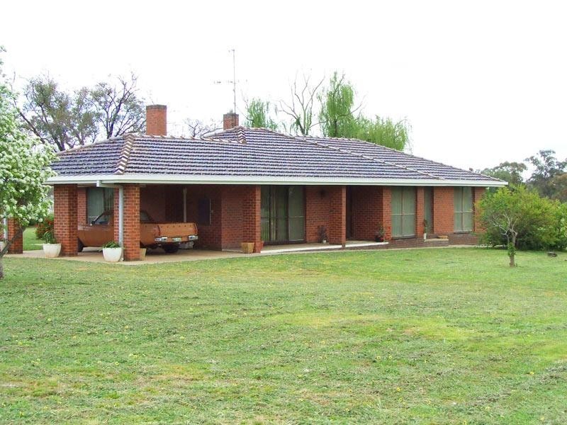 13 Recreation Road, Sebastian VIC 3556