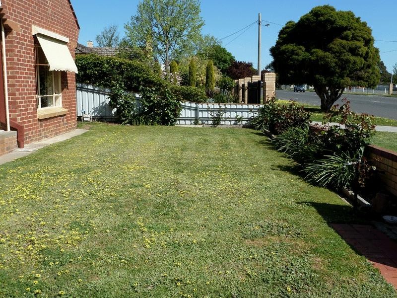 16 Station Street, Kangaroo Flat VIC 3555