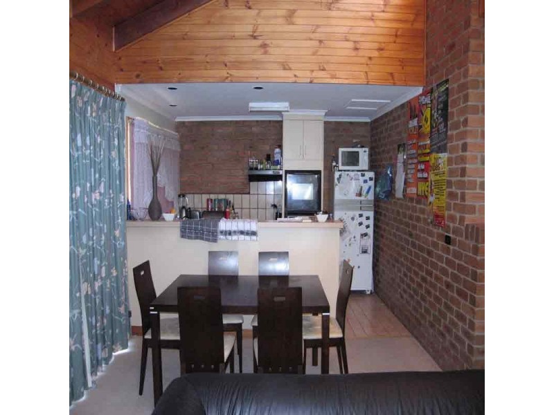 Unit 4/163 Retreat Road, Spring Gully VIC 3550