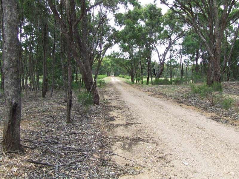 34A Hills Road, Heathcote VIC 3523