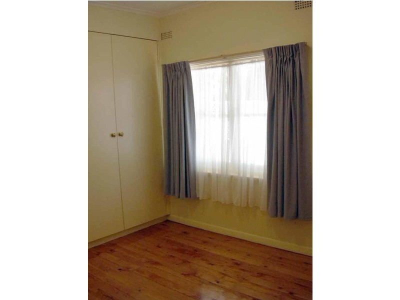 19 Churchill Avenue, Flora Hill VIC 3550