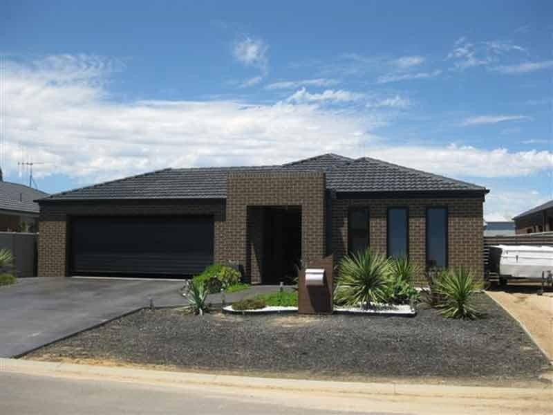 31 Tobin Crescent, Epsom VIC 3551