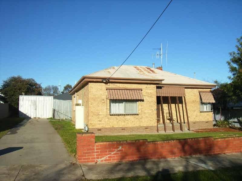 8 Theodore Street, Flora Hill VIC 3550