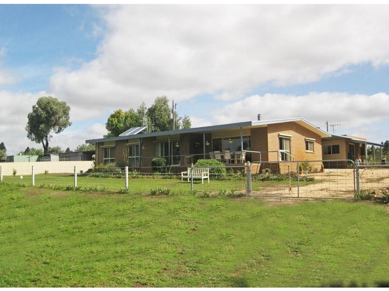 51 Hannans Road, Mandurang South VIC 3551