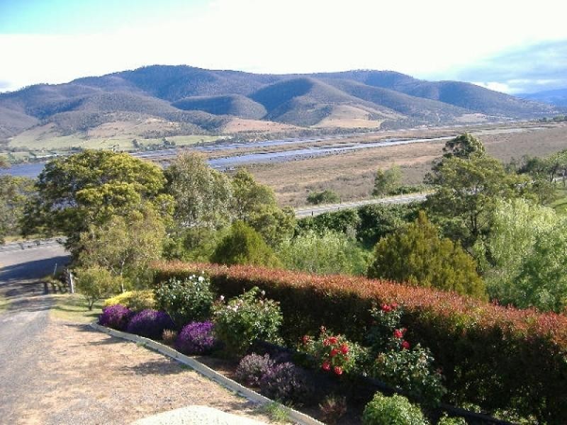 1 TONGATABU ROAD, Dromedary TAS 7030