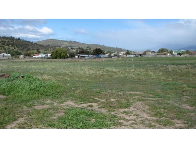 11 MARTYN PLACE, Brighton TAS 7030