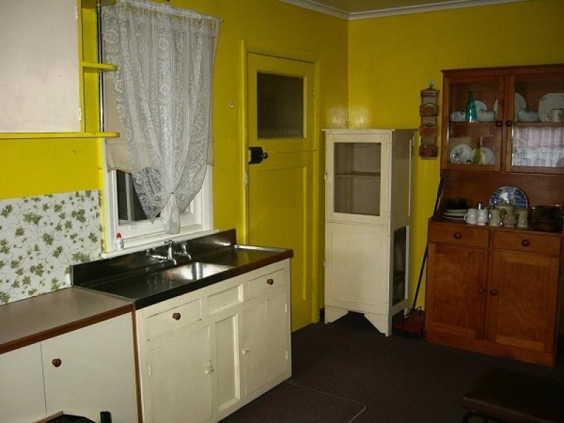 98 Main Road, Kempton TAS 7030