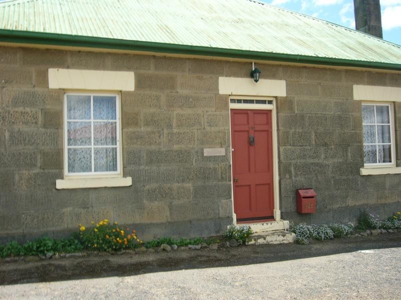 128 HIGH STREET, Oatlands TAS 7120