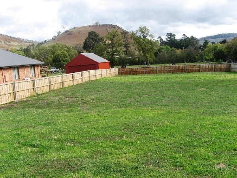 67 Main Street, Kempton TAS 7030