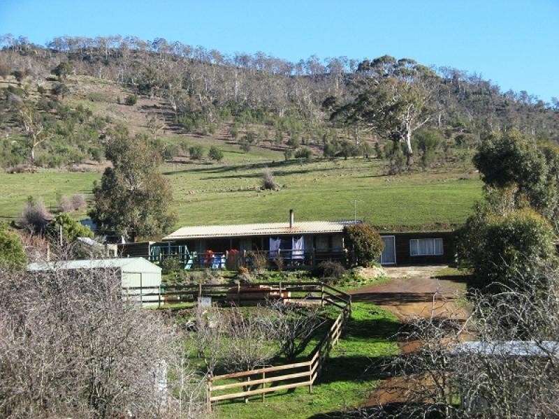 134 Memorial Avenue, Kempton TAS 7030