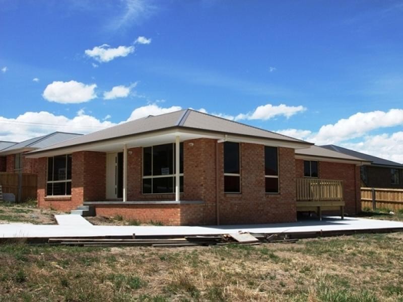 1 Phemie Court, Brighton TAS 7030