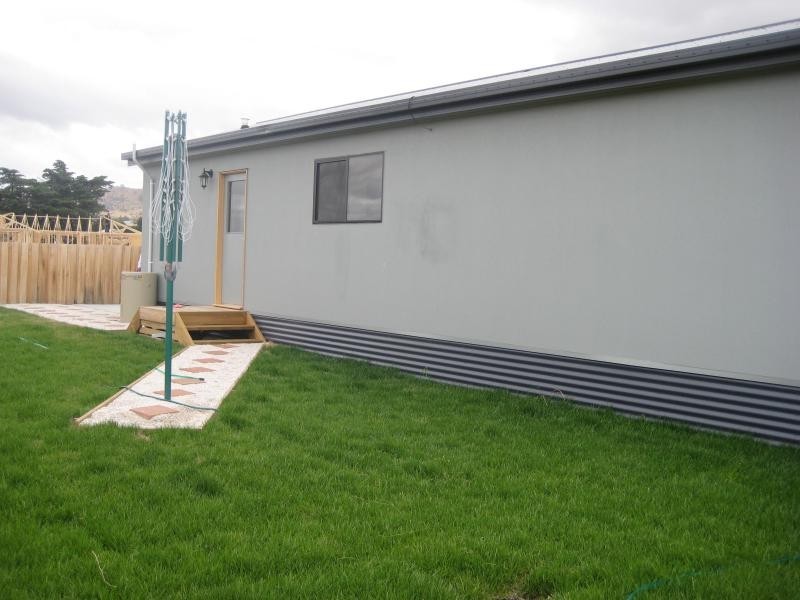 2/19 Alexandra Court, Campania TAS 7026