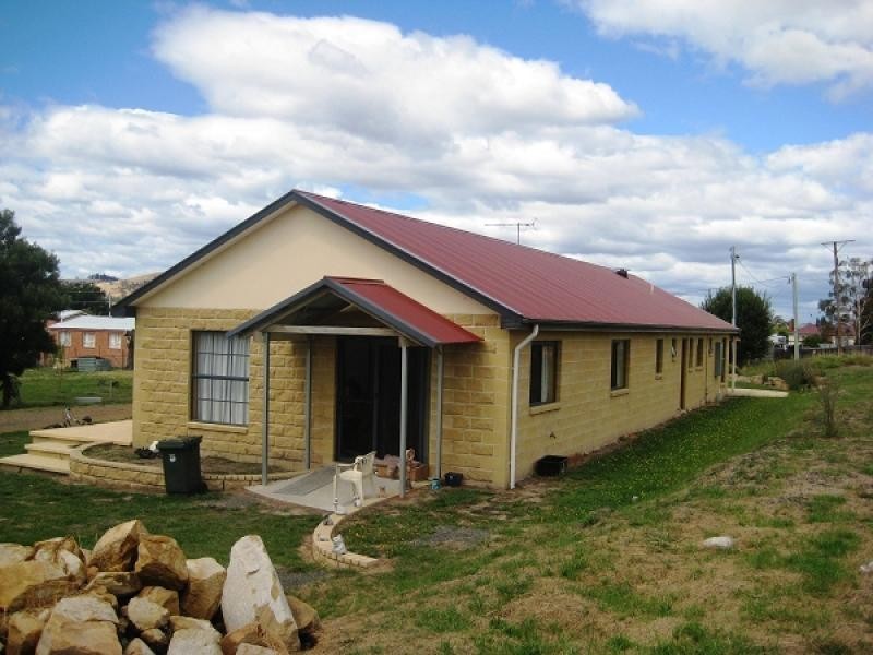 8 Station Street, Colebrook TAS 7027