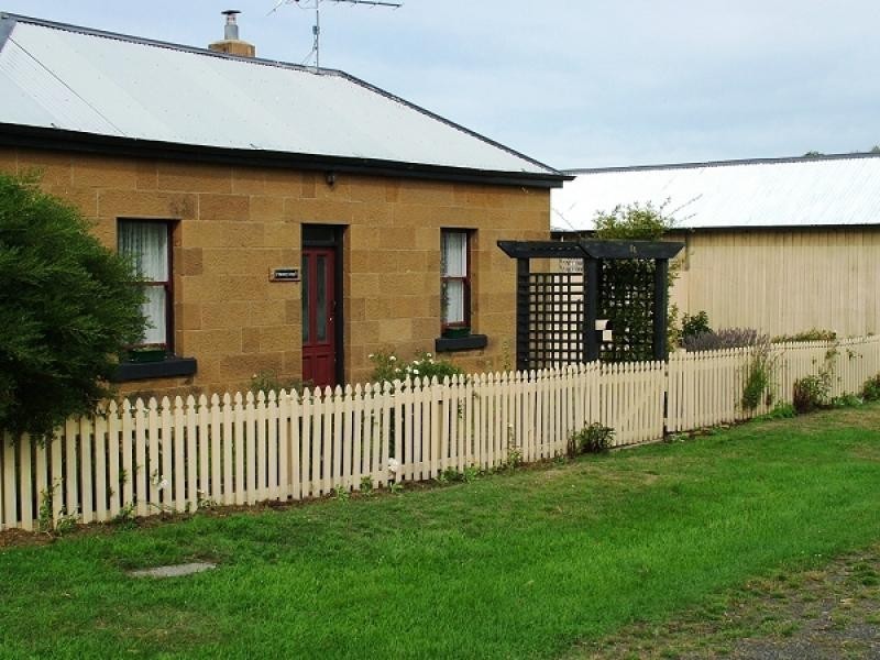 74 Stanley Street, Oatlands TAS 7120