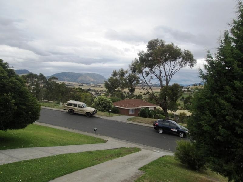 15 Briar Crescent, Gagebrook TAS 7030