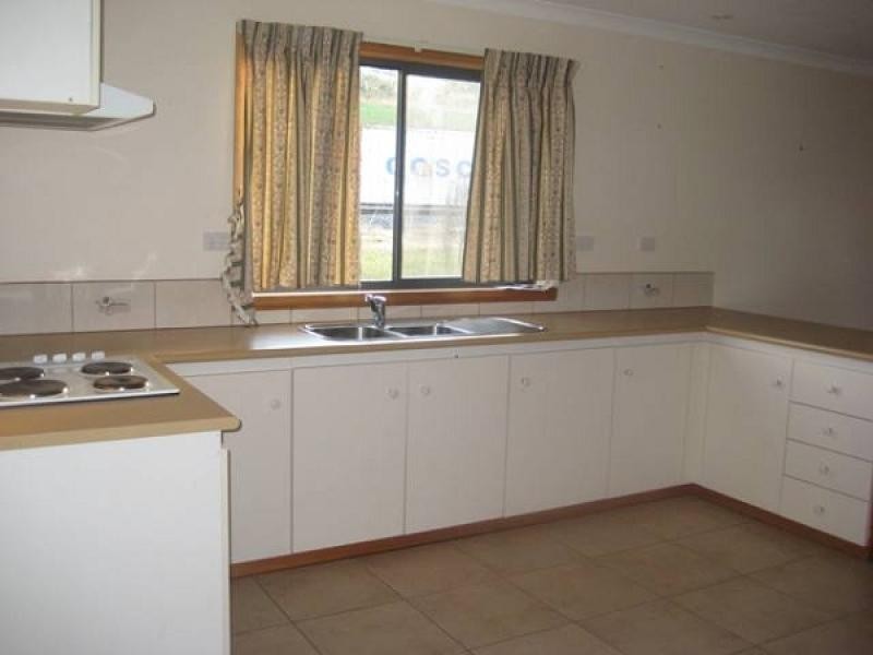 8 Station Street, Colebrook TAS 7027