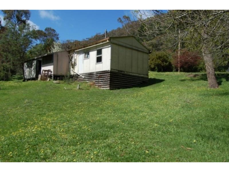 51 LONG GULLY ROAD, Flowerdale VIC 3717