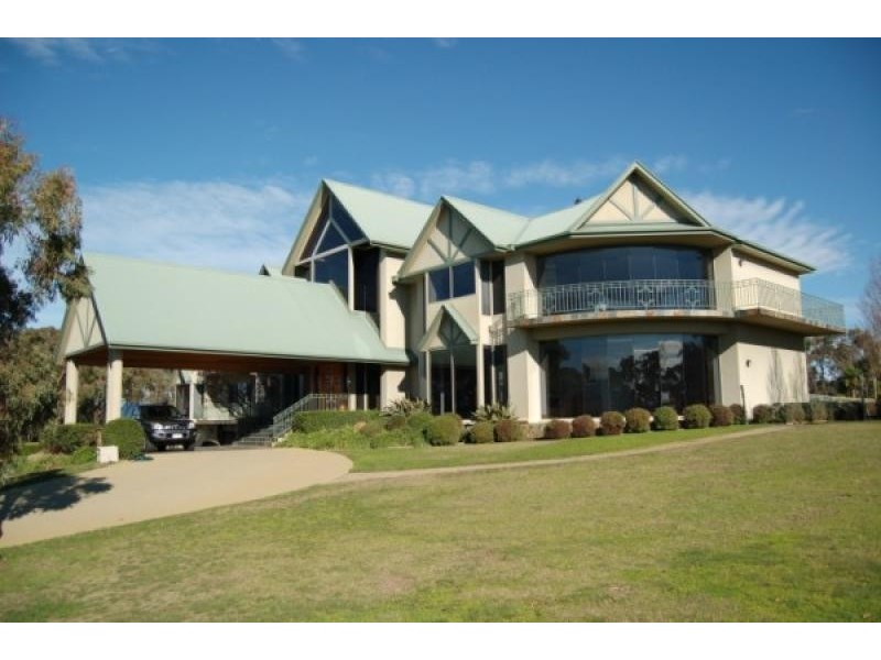 193 Plenty Valley Rise, Eden Park VIC 3757