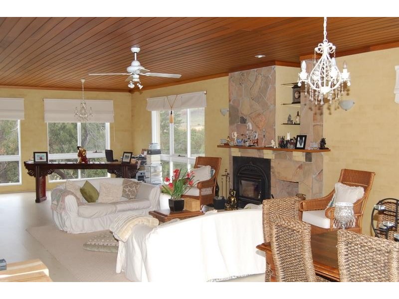 35 Holts Road, Whittlesea VIC 3757