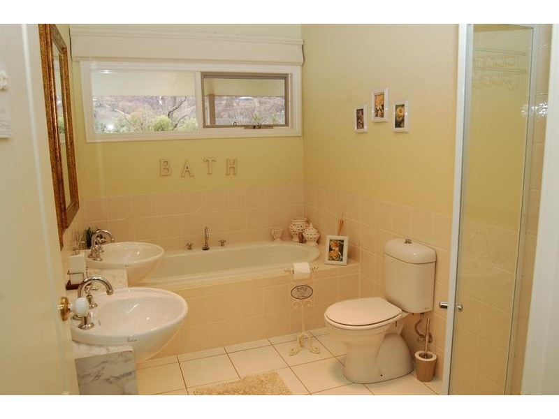 35 Holts Road, Whittlesea VIC 3757