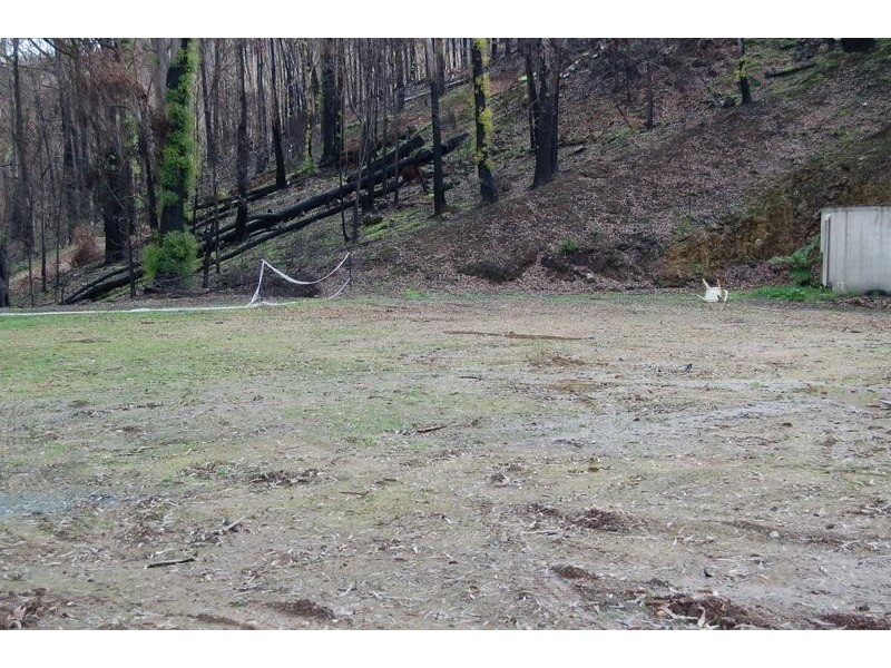 75 Forest Road, Flowerdale VIC 3717