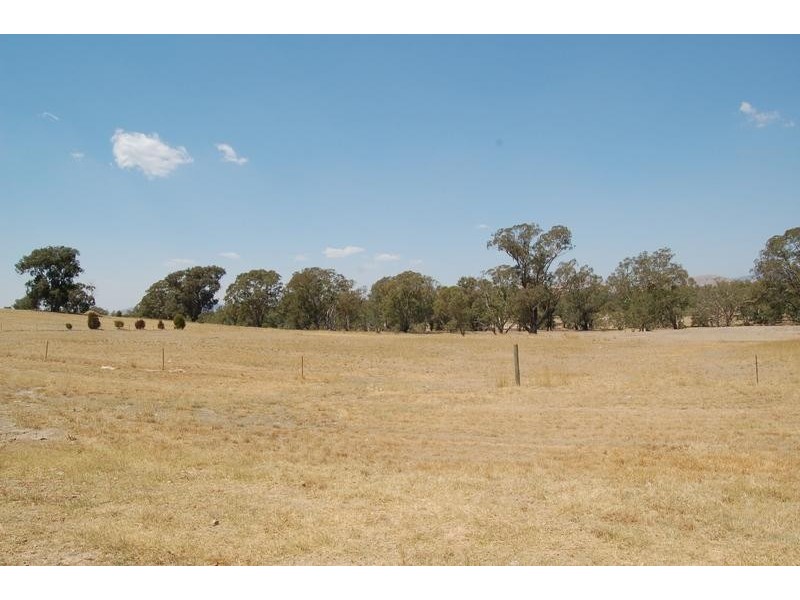 22 Dempsey Road, Seymour VIC 3660