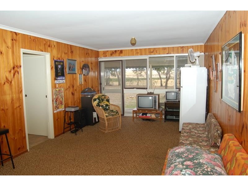 74 Lakeside Boulevard, Derrinal VIC 3523