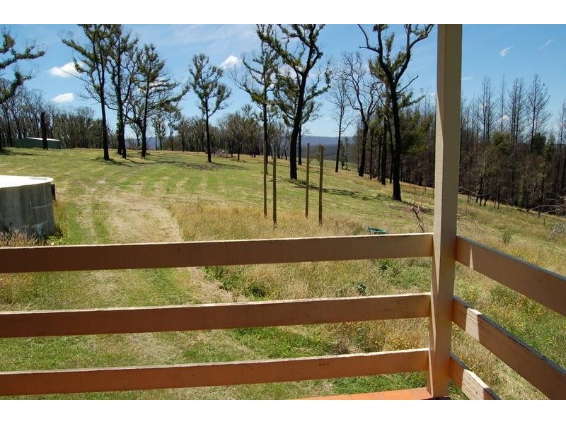 400 Coombs Road, Kinglake West VIC 3757