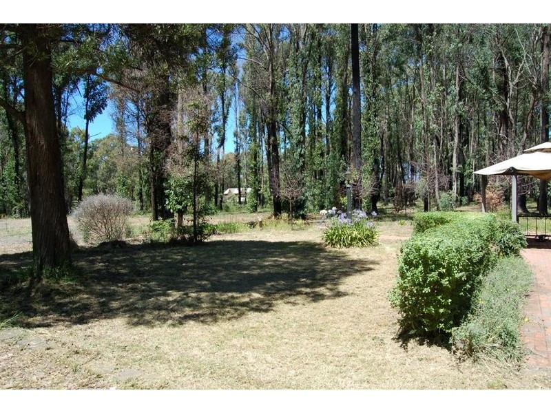 245 Edenvale Crescent, Kinglake West VIC 3757
