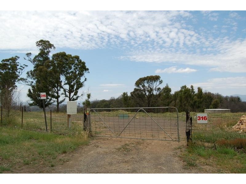 316 Whittlesea-Kinglake Road, Kinglake Central VIC 3757