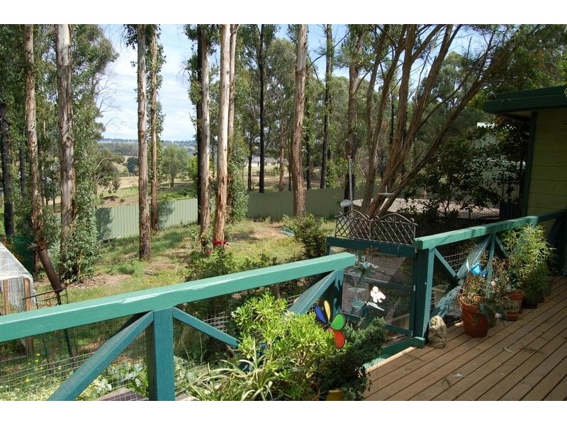 9 Bower Street, Kinglake VIC 3763