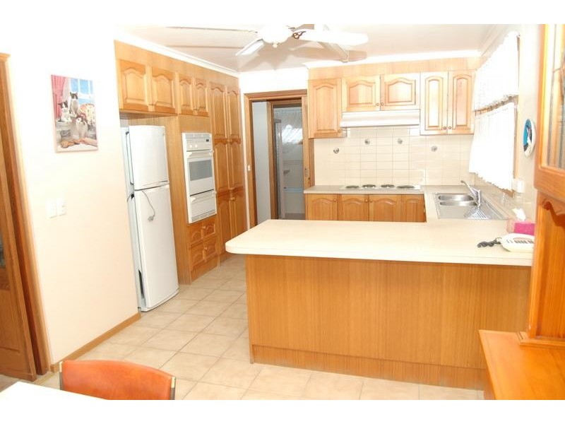 1/40 Forest Street, Whittlesea VIC 3757