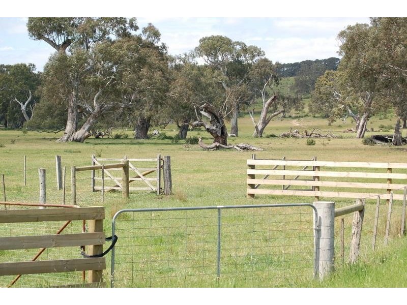 113 Cades Road, Whittlesea VIC 3757