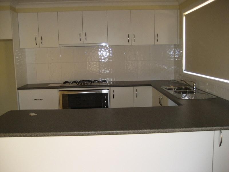 8 Ovens Circuit, Whittlesea VIC 3757