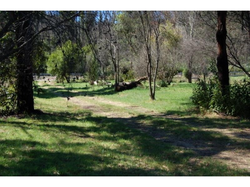 2577 Whittlesea Yea Road, Flowerdale VIC 3717
