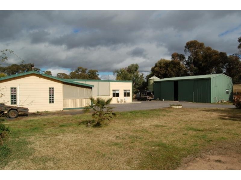 20 Stoney Creek Road, Seymour VIC 3660