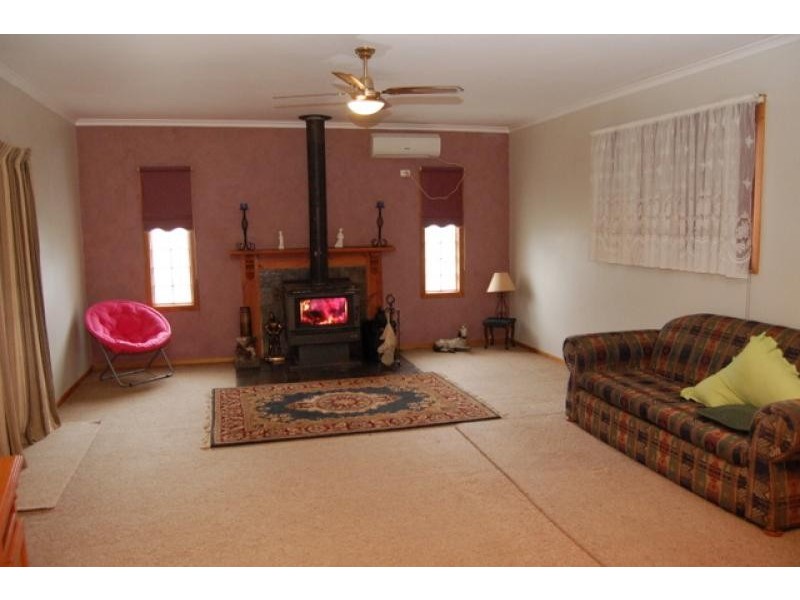 20 Stoney Creek Road, Seymour VIC 3660