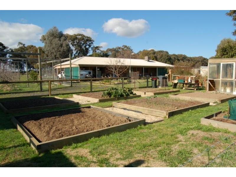 895 Northwood Road, Seymour VIC 3660