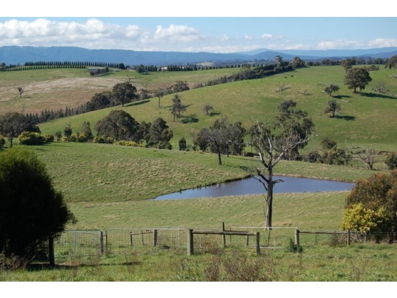 170 Chapel Lane, Doreen VIC 3754