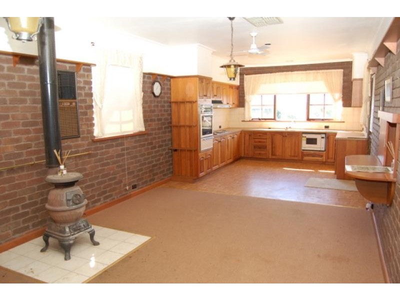 170 Chapel Lane, Doreen VIC 3754