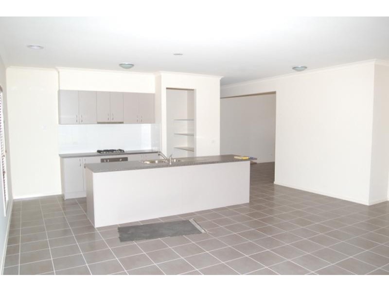 8 Rankin Boulevard, Wallan VIC 3756