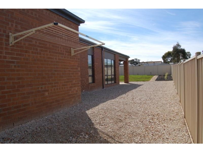 8 Rankin Boulevard, Wallan VIC 3756