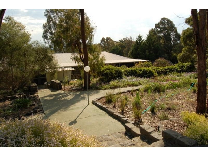120 Rosella Drive, Seymour VIC 3660