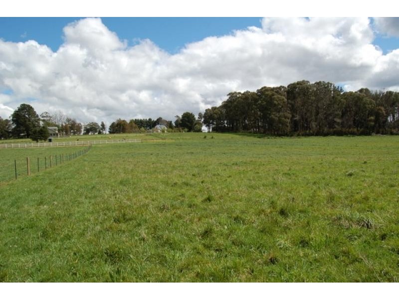 1068 Whittlesea-Kinglake Road, Kinglake West VIC 3757