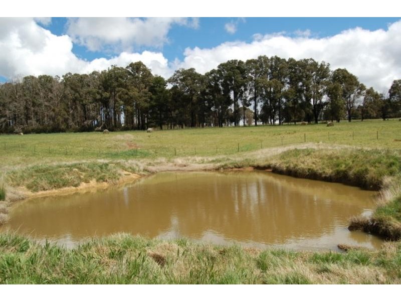 1068 Whittlesea Kinglake Road, Kinglake West VIC 3757