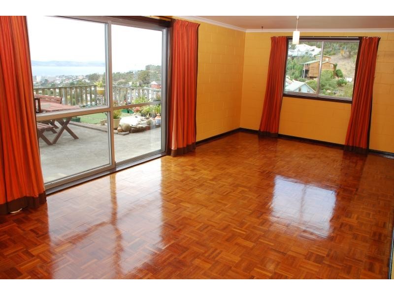 30 WEERONA AVENUE, Mount Stuart TAS 7000
